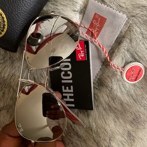 Ray Ban SunGlasses (Lens Mirror Tint) with Carrying case, box, and tags.